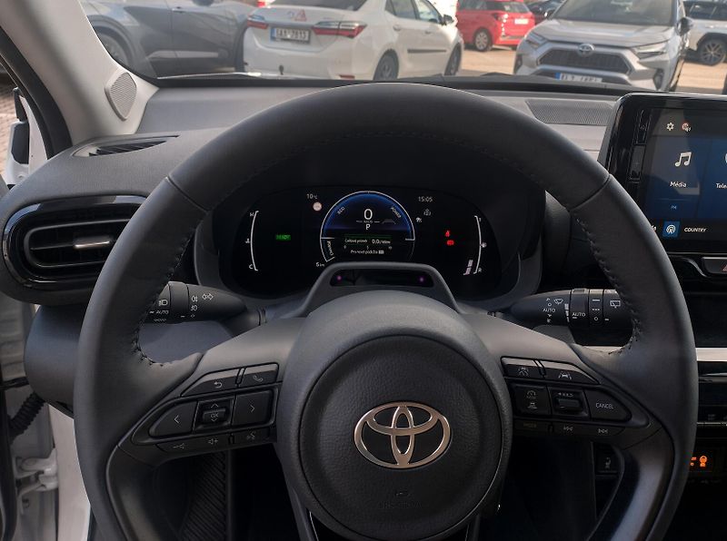 Toyota Yaris Cross (2026) 1.5 FHEV Comfort FACELIFT - fotka 7 z 11