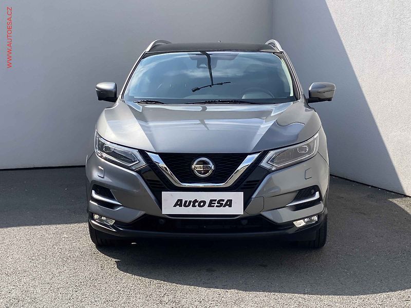 Nissan Qashqai (2019) 1.3DiG-T, N-Connecta, AT - fotka 2 z 18