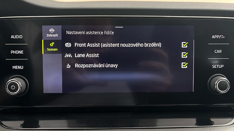 Škoda Octavia 1.5 TSI Ambition Combi - fotka 23 z 25