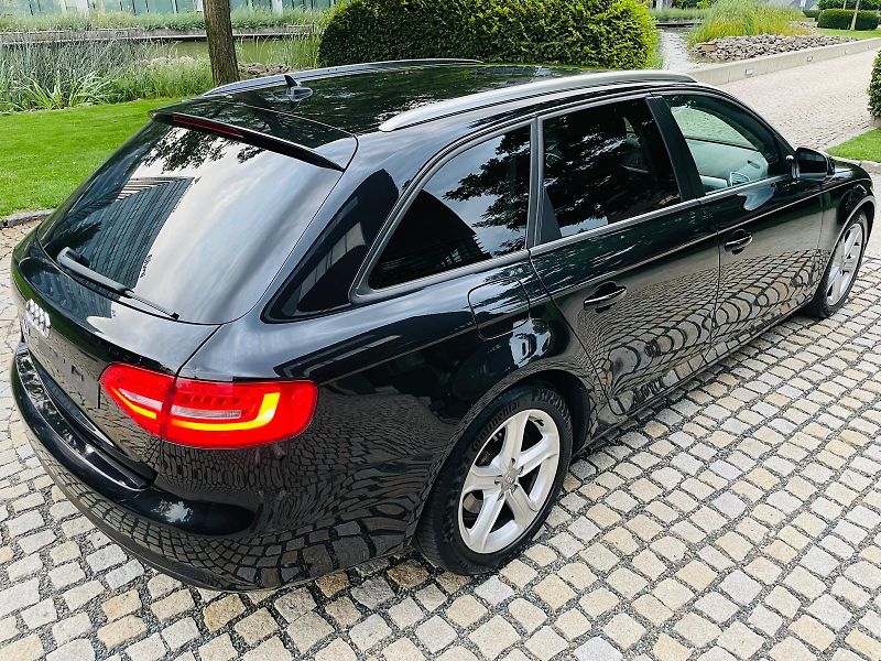 Audi A4 2.0TDI VÝHŘEV SENZORY SERVISKA - fotka 13 z 49