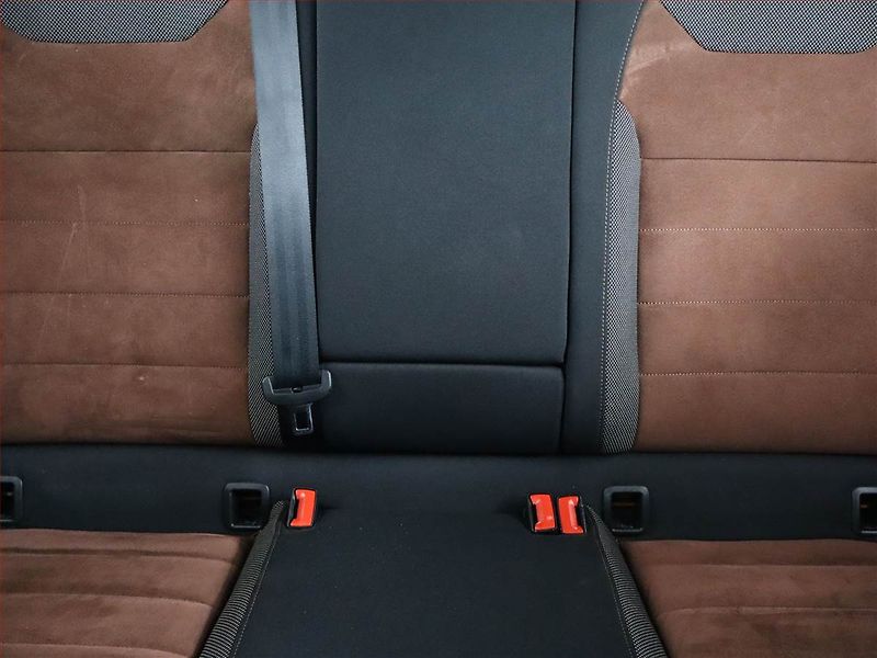 Seat Ateca (2017) Xcellence 2.0 TDI 4Drive, 4X4 - fotka 8 z 23