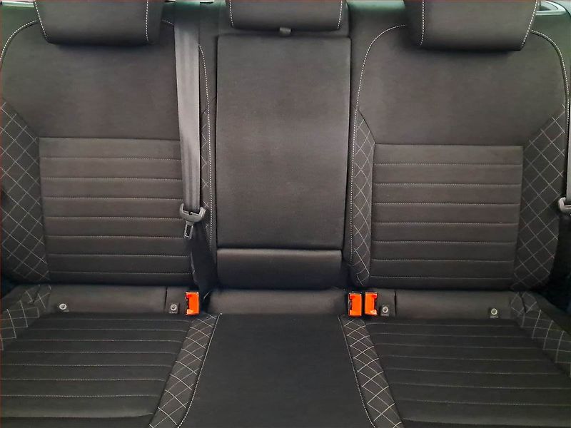 Škoda Rapid (2018) Spaceback 1.0 TSI, Serv.kniha - fotka 10 z 17