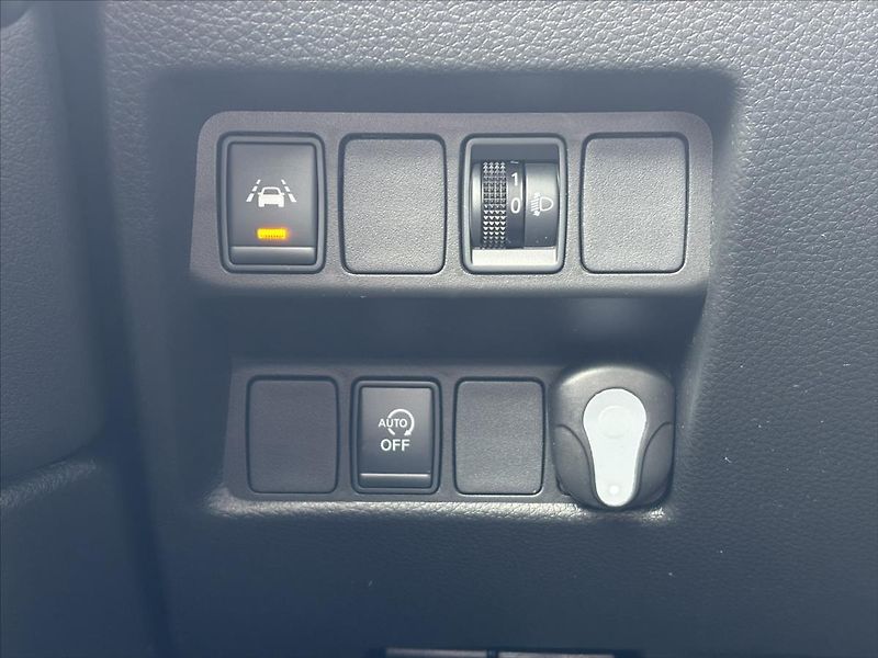 Nissan Juke 1,0 DIG-T Tekna ZÁRUKA CARPLAY - fotka 28 z 45