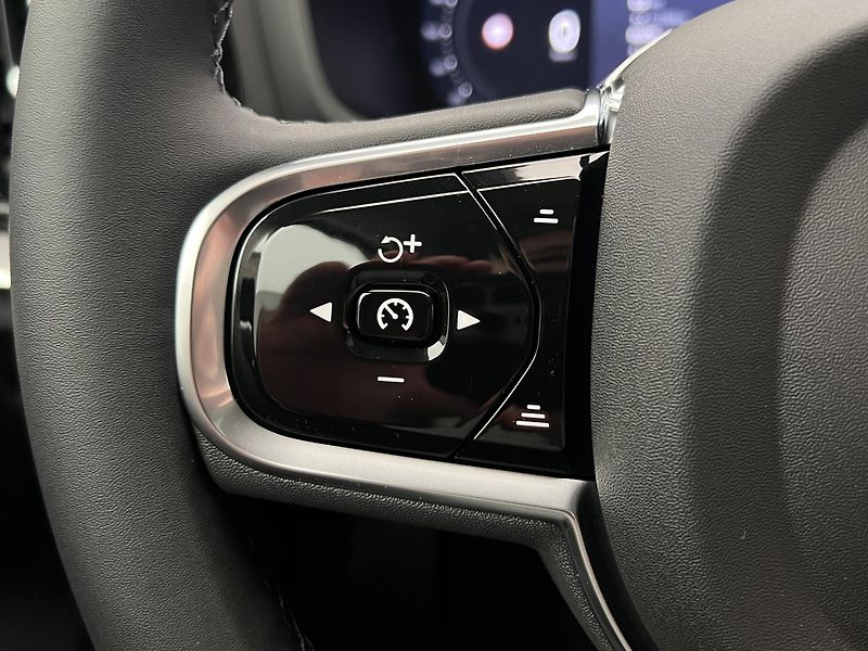 Volvo V60 (2026) T8 BRIGHT PLUS AUT - fotka 20 z 45