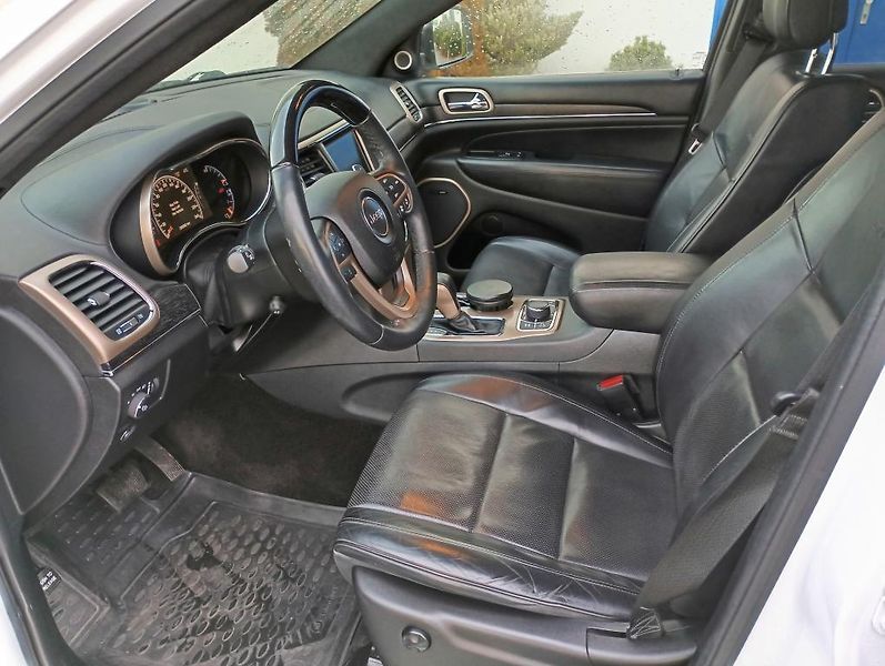 Jeep Grand Cherokee (2016) - fotka 11 z 19