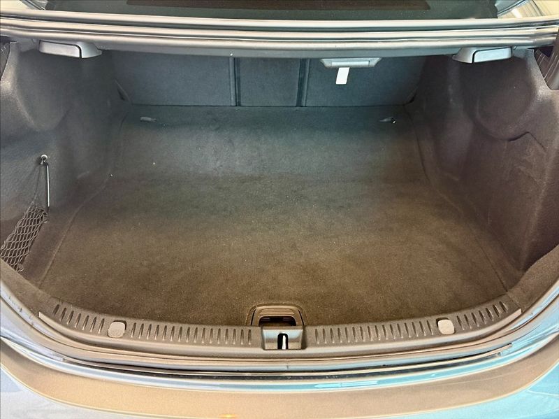 Mercedes-Benz Třídy E 220D BURNESTER 143kW   2,0 - fotka 19 z 19