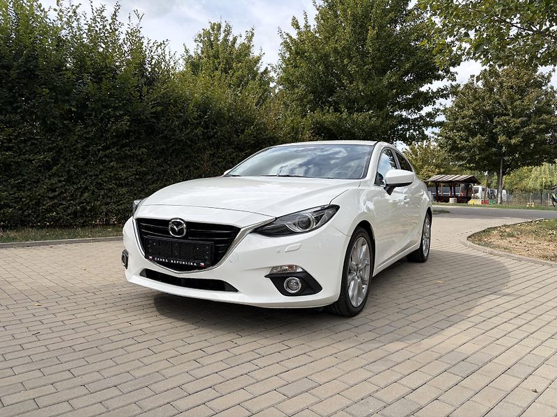 Mazda 3 2.0 Sports-Line - fotka 3 z 31