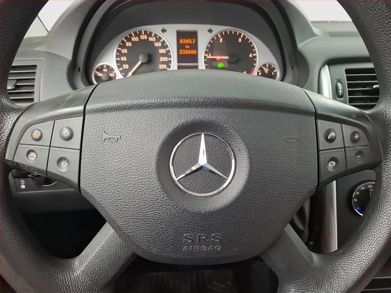 Mercedes-Benz Třídy B (2010) B 180 CDI , Park. senzory - fotka 14 z 15
