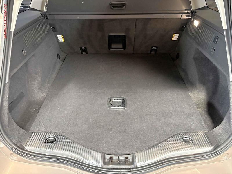 Ford Mondeo (2018) 2.0 TDCi, Vignale, AT - fotka 7 z 18