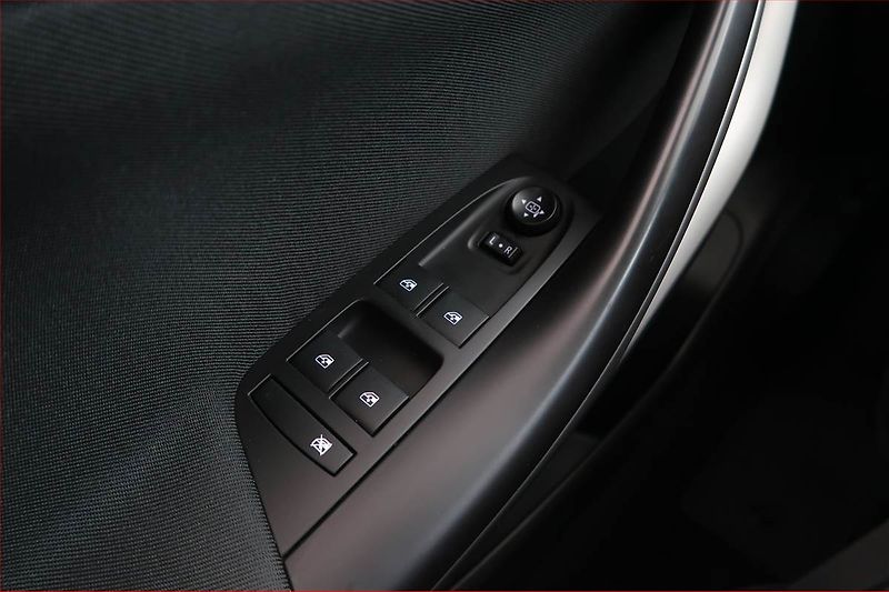 Opel Astra (2018) 1.6 CDTI, Serv.kniha, Tempomat - fotka 18 z 18