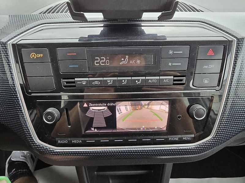 Volkswagen up! CNG KAMERA + DIGIKLIMA ČR - fotka 13 z 33
