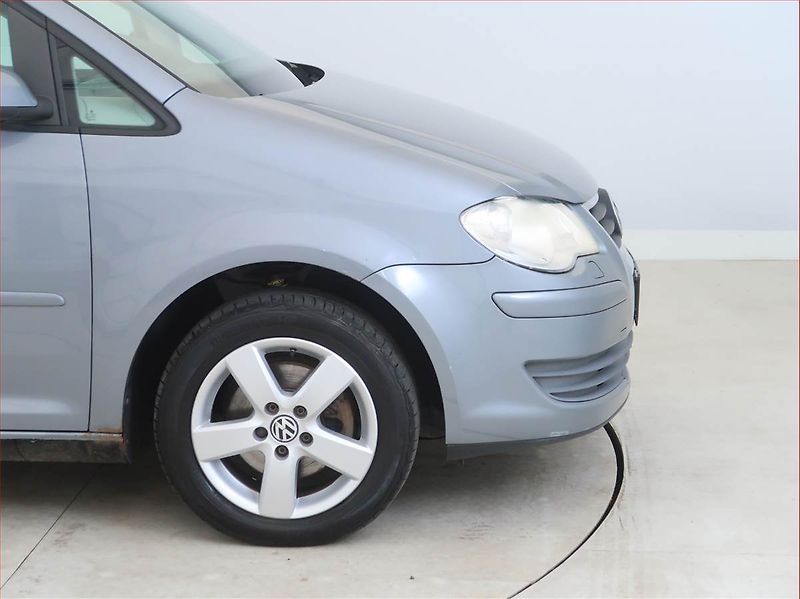 Volkswagen Touran (2008) 1.9 TDI, nová STK, Tažné - fotka 12 z 13