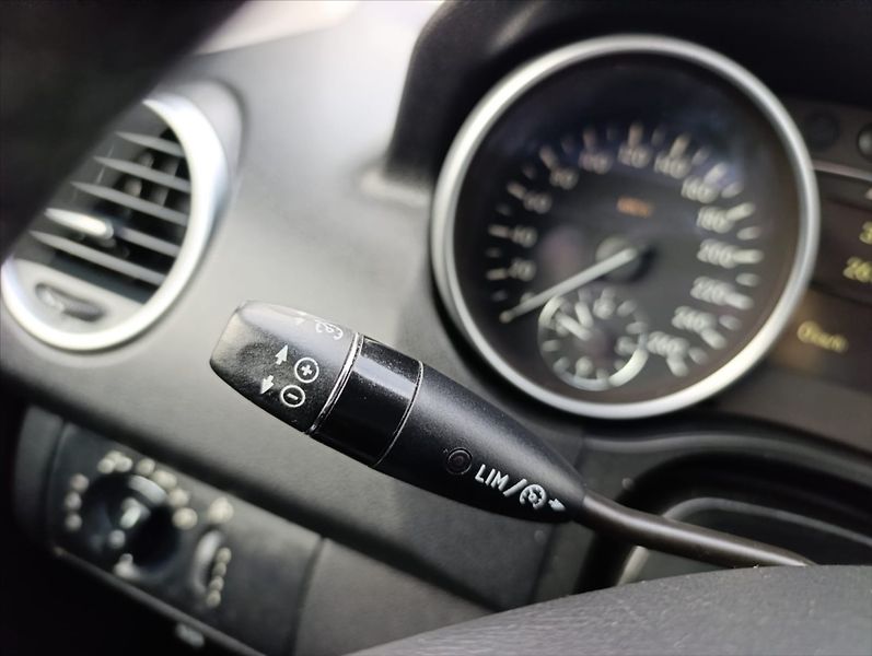 Mercedes-Benz Třídy M 3,0 CDi 4Matic AMG Kůže Navi - fotka 24 z 31