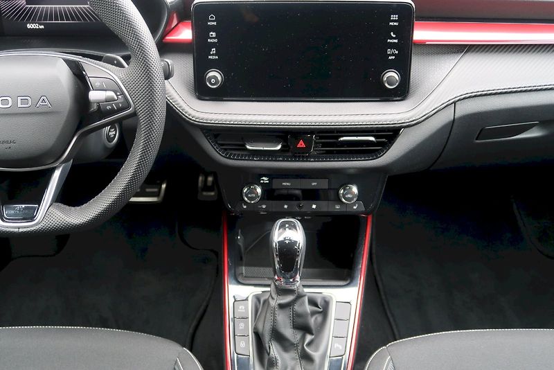 Škoda Fabia (2025) Monte Carlo 1,0 TSi / 85 kW DS - fotka 8 z 31