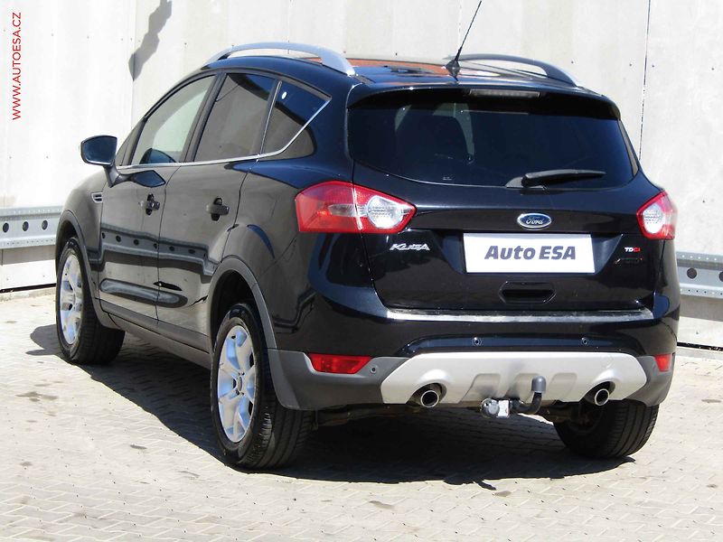 Ford Kuga (2011) 2.0 TDCi, AC, navi, park - fotka 6 z 19