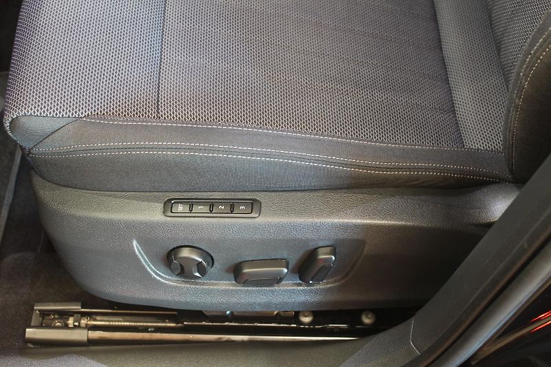 Škoda Superb (2022) 2.0TDI DSG Style Display LED - fotka 5 z 32