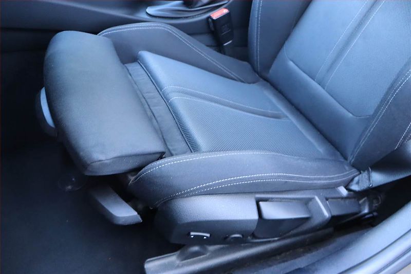 BMW Řada 3 (2016) 320 d, Serv.kniha, Navi - fotka 23 z 25