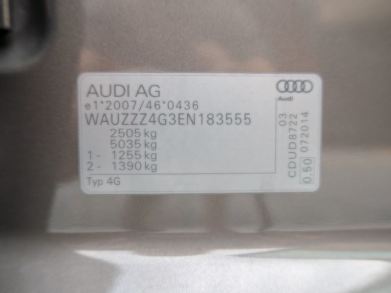 Audi A6 Allroad (2014) 3.0TDI 180KW – VÝBAVA - fotka 42 z 44