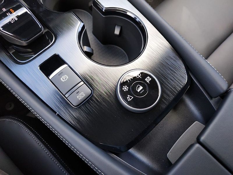 Nissan X-Trail E-POWER e-4ORCE TEKNA SKLADEM - fotka 28 z 31