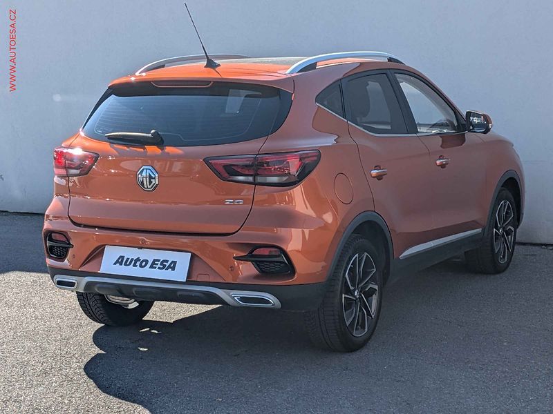 MG ZS (2024) 1.0TGi, 1.maj,ČR, AC, panor - fotka 4 z 17