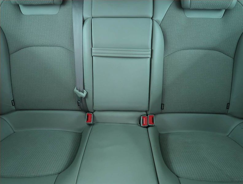 Citroën C5 (2011) 2.0 HDi, po STK, za super cenu - fotka 10 z 19