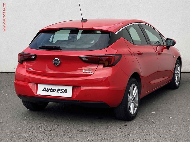 Opel Astra (2017) 1.4 T, ČR, AC, LED, park - fotka 4 z 17