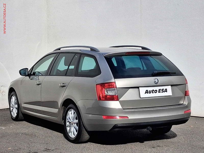 Škoda Octavia (2014) 2.0 TDi, Ambition, TZ - fotka 6 z 14