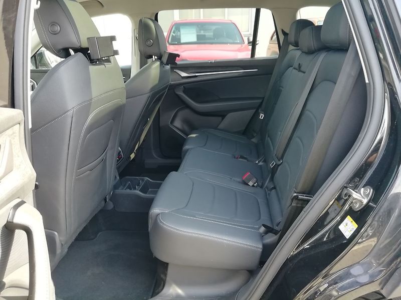 Škoda Kodiaq Exclusive Selection  2,0 TDI - fotka 6 z 25