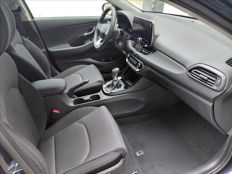 Hyundai i30 (2026) WG 1,0 T-GDI MT SMART - fotka 11 z 22