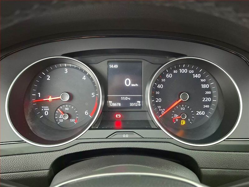 Volkswagen Passat (2015) 1.6 TDI, Serv.kniha, Tempomat - fotka 11 z 15