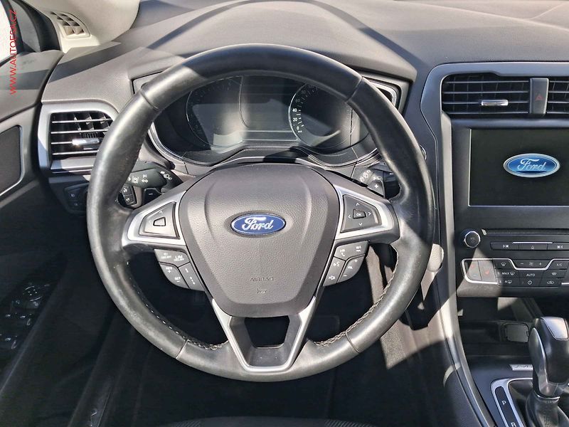 Ford Mondeo (2017) 2.0 TDCi, Titanium, AT, +kola - fotka 11 z 19