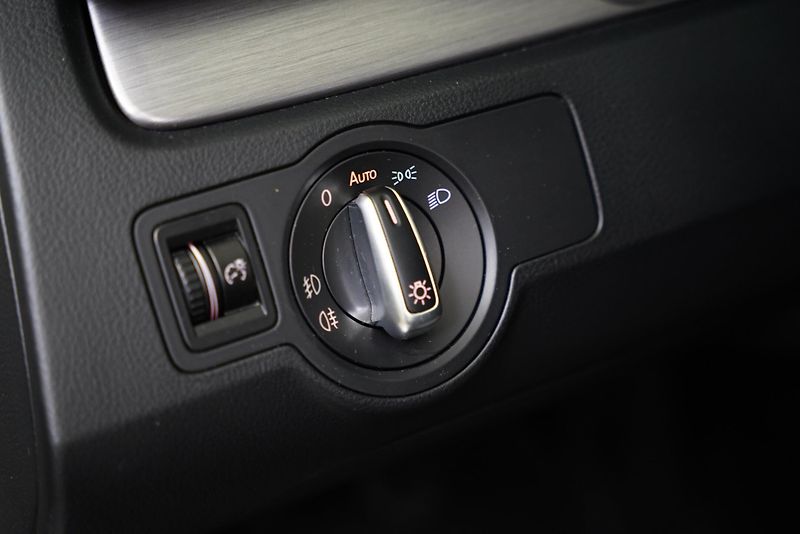 Volkswagen Passat - fotka 13 z 25