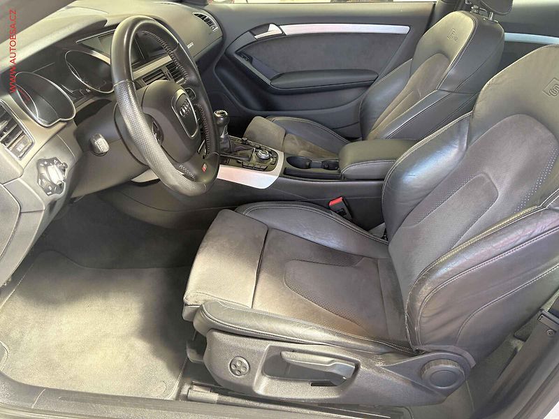 Audi A5 (2008) 3.0 TDI quattro, STK7/28 - fotka 9 z 16