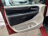 Chrysler Town & Country 3,6 i V6 7.MÍST - náhled 14