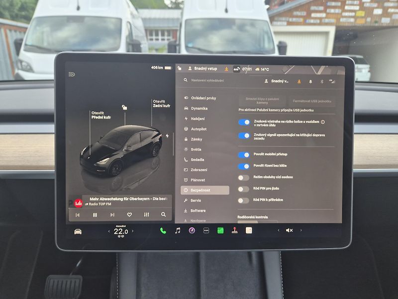 Tesla Model Y LONG RANGE DUAL MOTOR TZ 91,0% - fotka 26 z 50