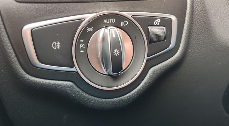 Mercedes-Benz GLC (2022) mild Hyb AMG. - fotka 31 z 31