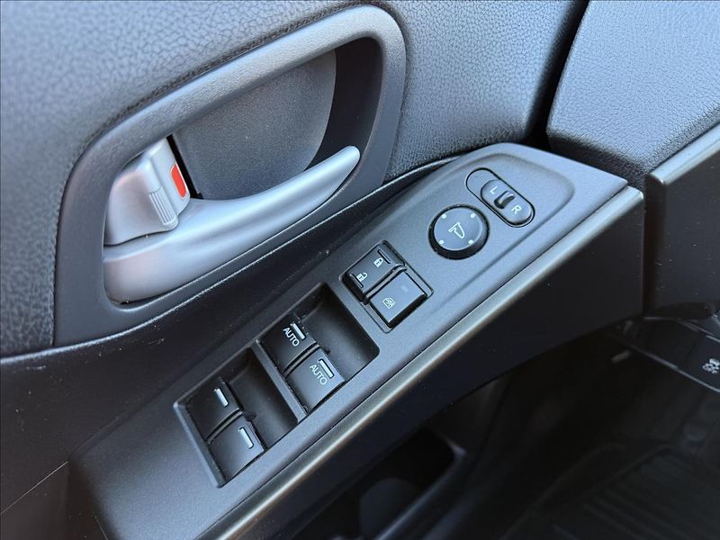 Honda Civic 1,8 i-VTEC COMFORT - fotka 20 z 20