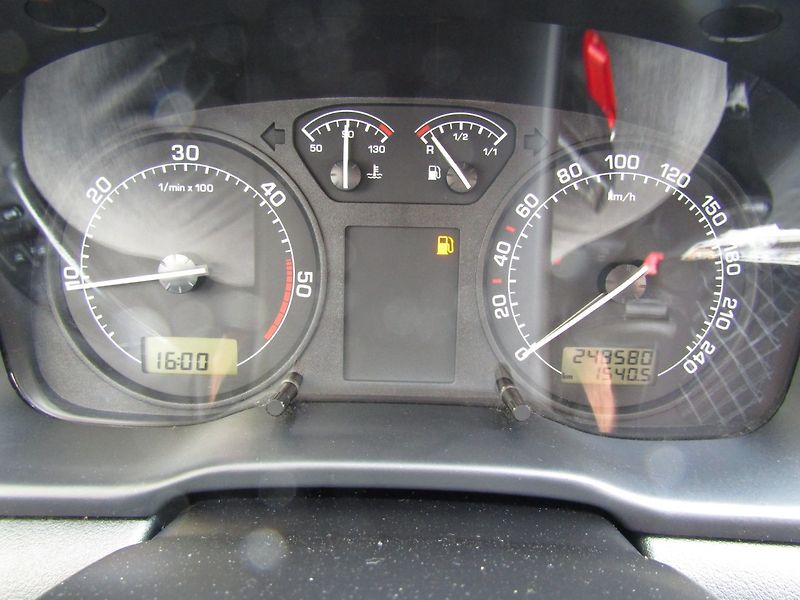 Škoda Octavia (2008) 1.9 TDI 74kW BEZ KOROZE - fotka 27 z 35