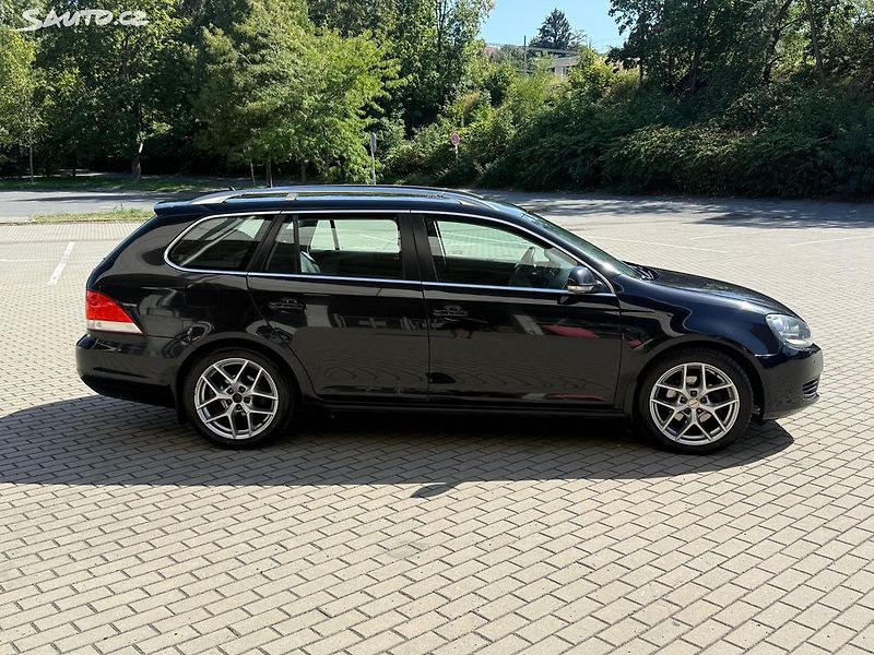 Volkswagen Golf (2010) 1.6TDI, 77kw Nová STK - fotka 6 z 20