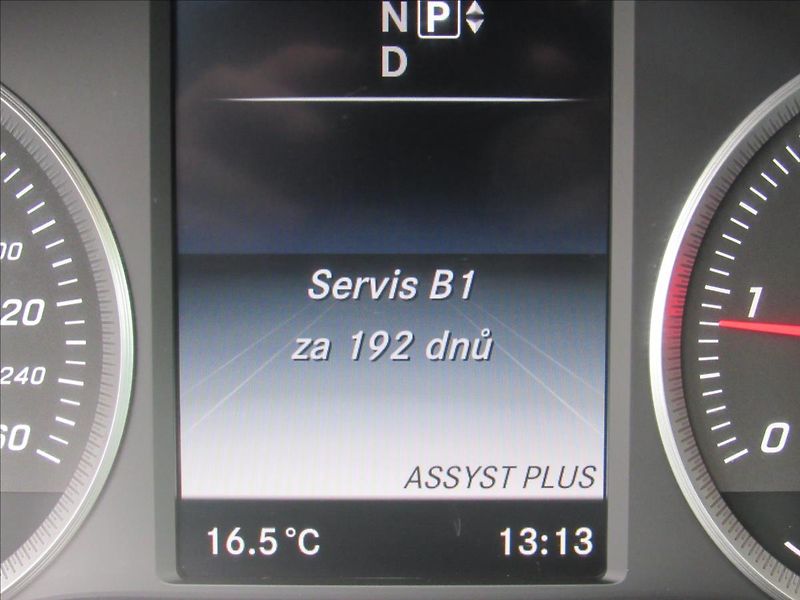 Mercedes-Benz Třídy C 1,6 d C200 BlueTEC - fotka 32 z 36