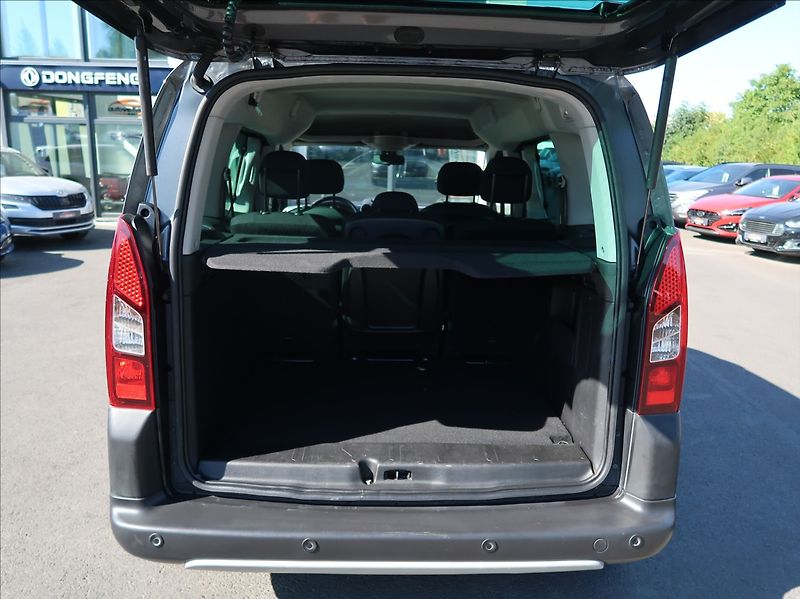 Citroën Berlingo 1,6 BHDi,73kW,NovéČR,Serv.kn. - fotka 21 z 25