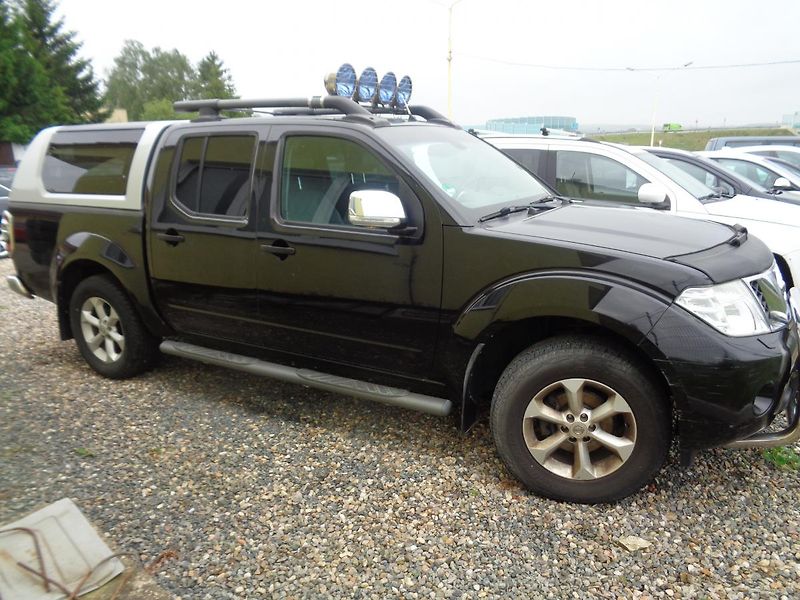 Nissan Navara 2,5 DCI - fotka 5 z 14