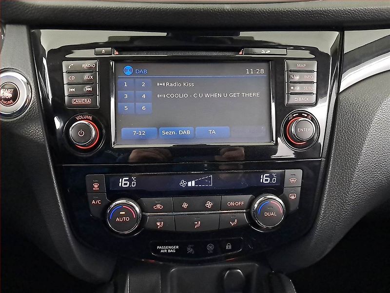 Nissan Qashqai (2015) 1.6 dCi, Automat, Kůže, Navi - fotka 12 z 19