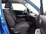 Suzuki Swift 1,2 DualJet 66kW Comfort 1.Maj - náhled 12