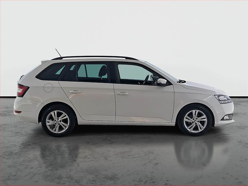 Škoda Fabia (2022) Ambition Plus 1.0 TSI, ČR - fotka 6 z 19