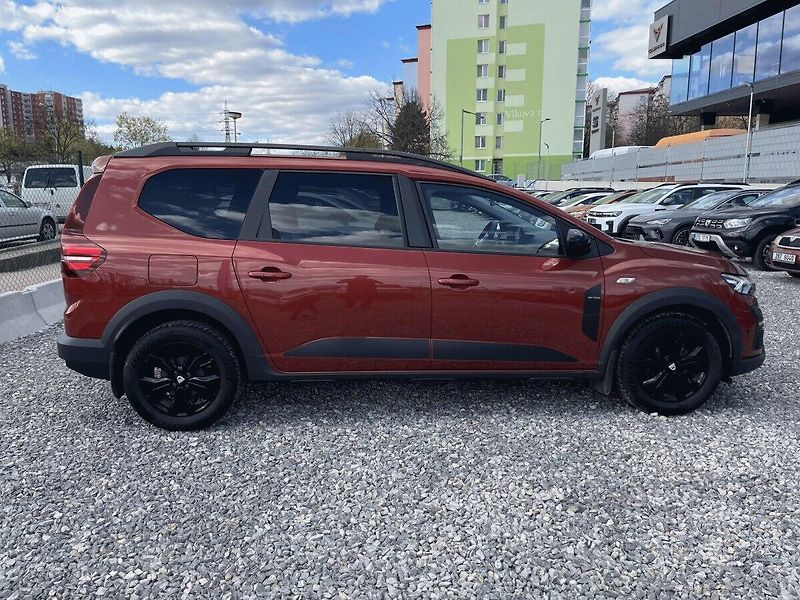 Dacia Jogger (2022) 1.0 TCe,81kW,REZERVACE - fotka 4 z 31