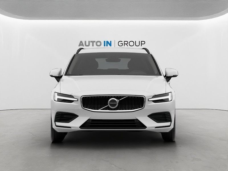 Volvo V60 (2026) B4 Essential DCT 5d - fotka 2 z 6