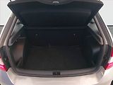 Škoda Rapid (2016) Spaceback 1.2 TSI - náhled 13