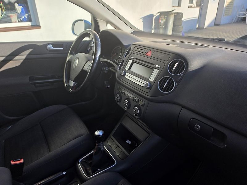Volkswagen Golf Plus (2006) 1.6 i GOAL nová STK - fotka 18 z 20