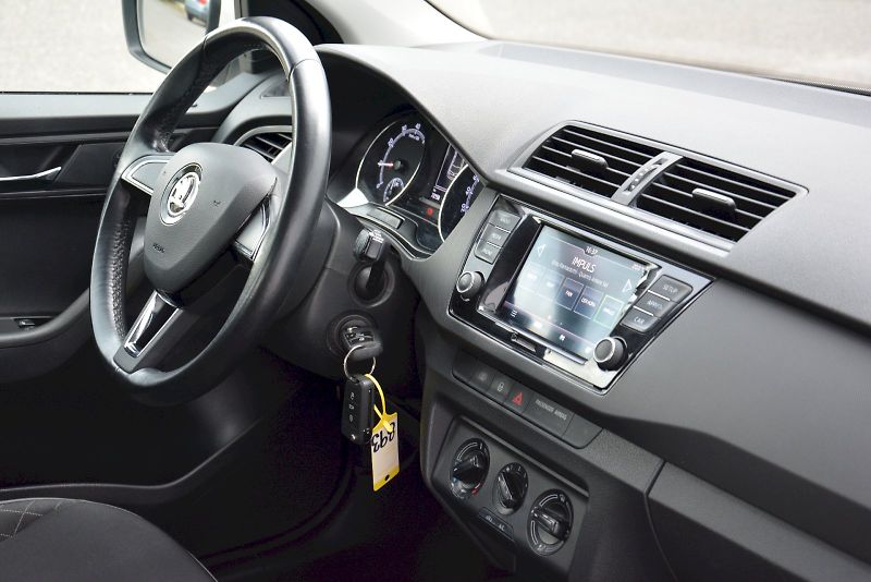 Škoda Fabia (2020) 1.0 TSI 70 kW Ambition PLUS - fotka 14 z 21